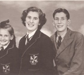 Eileen 9yo, Clare 16yo, Peter 14yo Abbott